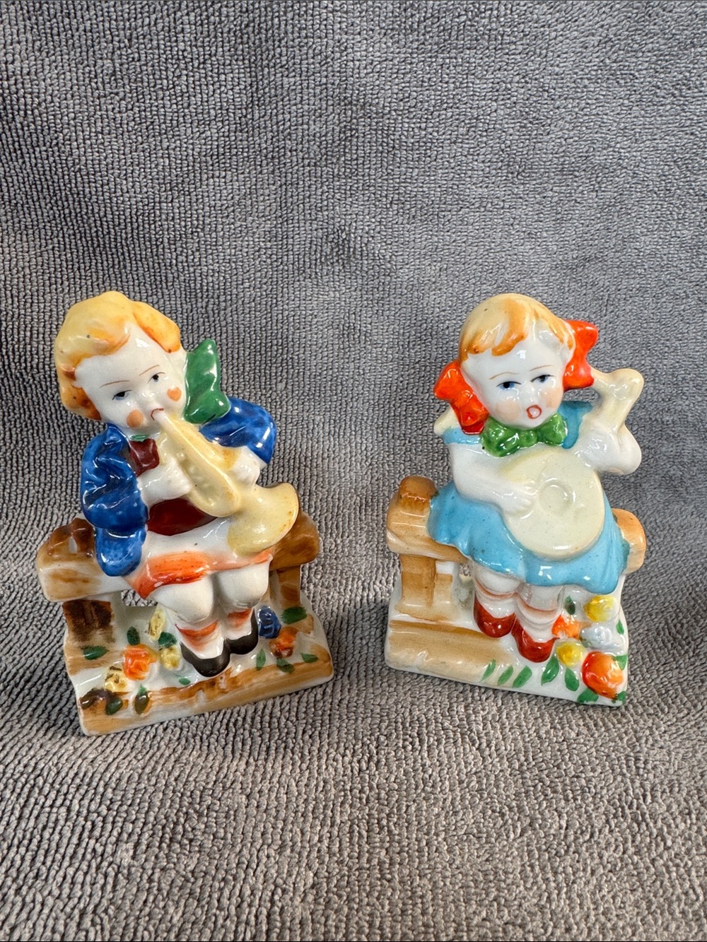 Vintage Occupied Japan Porcelain Musician Figurines. Sells as set of 2.